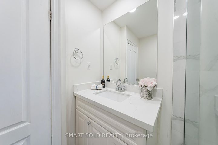 Photo 20 at 295 Boisdale Avenue, Harding, Richmond Hill