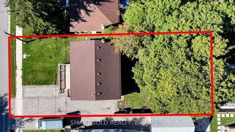 Photo 3 at 295 Boisdale Avenue, Harding, Richmond Hill