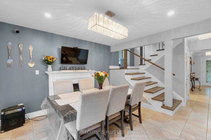 Photo 15 at 16 Melita Place, Central Park, Brampton
