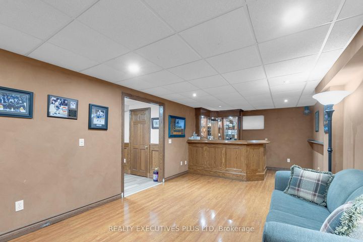 Photo 37 at 16 Melita Place, Central Park, Brampton