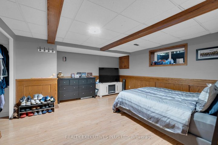 Photo 41 at 16 Melita Place, Central Park, Brampton