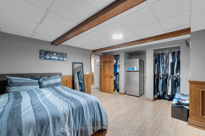 Photo 42 at 16 Melita Place, Central Park, Brampton