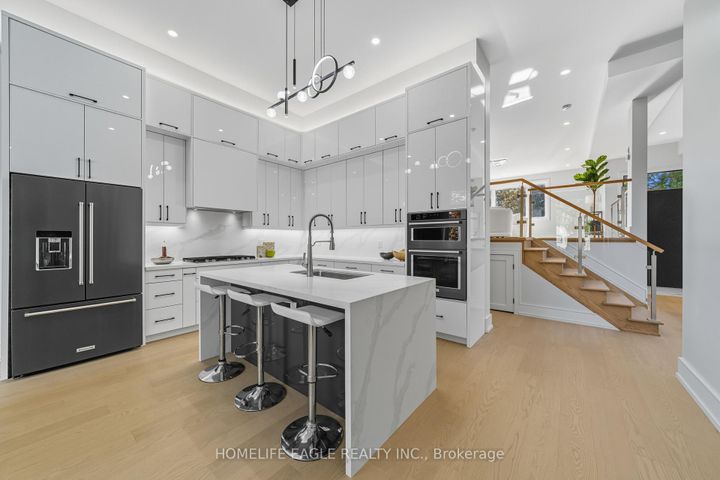 Photo 5 at 5 Atlee Avenue, Cliffside, Toronto