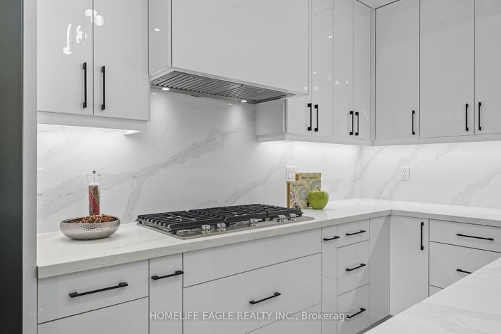 Photo 6 at 5 Atlee Avenue, Cliffside, Toronto