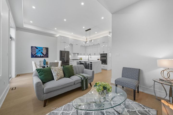Photo 12 at 5 Atlee Avenue, Cliffside, Toronto