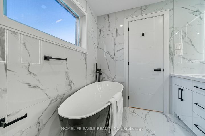 Photo 17 at 5 Atlee Avenue, Cliffside, Toronto