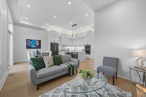 Photo 12 at 5 Atlee Avenue, Cliffside, Toronto