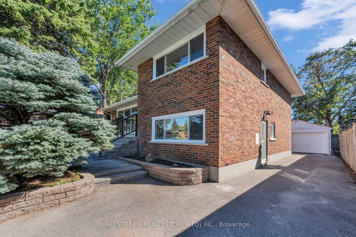 Photo 30 at 35 Shrewsbury Square, Sullivan, Toronto