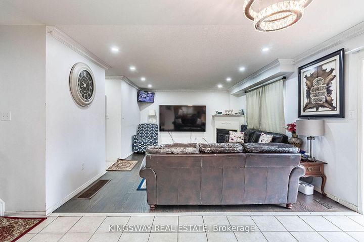 Photo 11 at 58 Leagate Street, Fletcher's Meadow, Brampton
