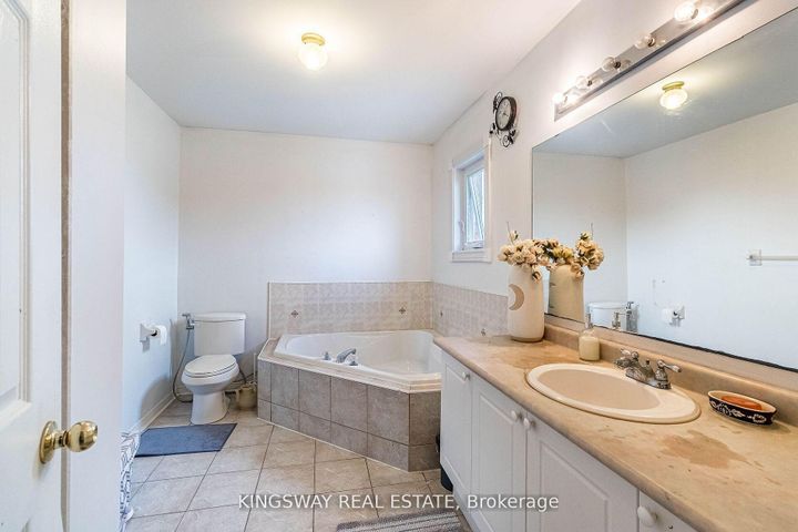 Photo 22 at 58 Leagate Street, Fletcher's Meadow, Brampton
