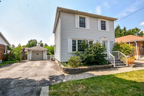 Photo 1 at 50 Newton Street, Wellington, Barrie