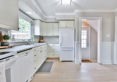 Photo 7 at 50 Newton Street, Wellington, Barrie