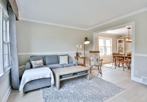 Photo 8 at 50 Newton Street, Wellington, Barrie