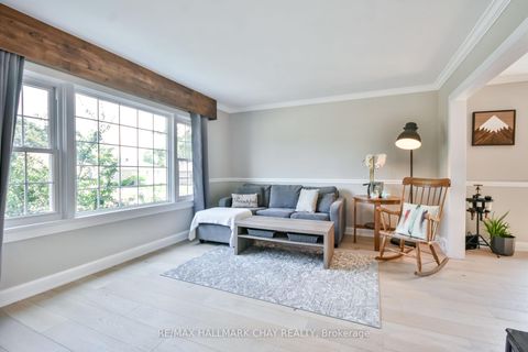 Photo 9 at 50 Newton Street, Wellington, Barrie