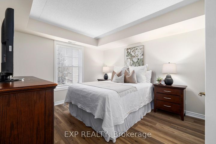 Photo 8 at 209 - 1441 Walker's Line, Tansley, Burlington