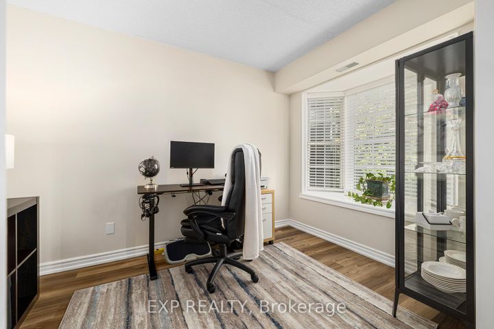 Photo 10 at 209 - 1441 Walker's Line, Tansley, Burlington