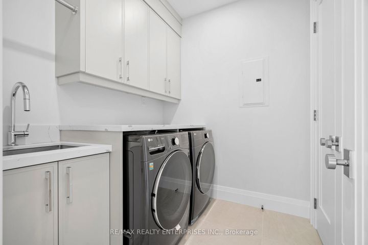 Photo 18 at 1322 Minaki Road, Mineola, Mississauga