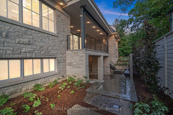 Photo 37 at 1322 Minaki Road, Mineola, Mississauga