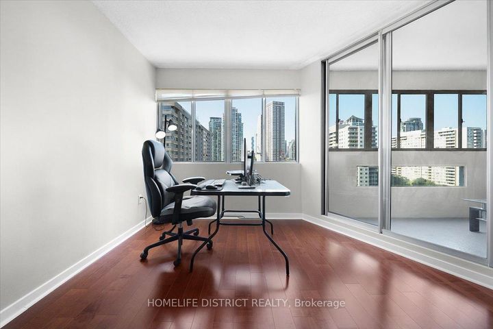 Photo 12 at 1509 - 1580 Mississauga Vly Boulevard, Mississauga Valleys, Mississauga