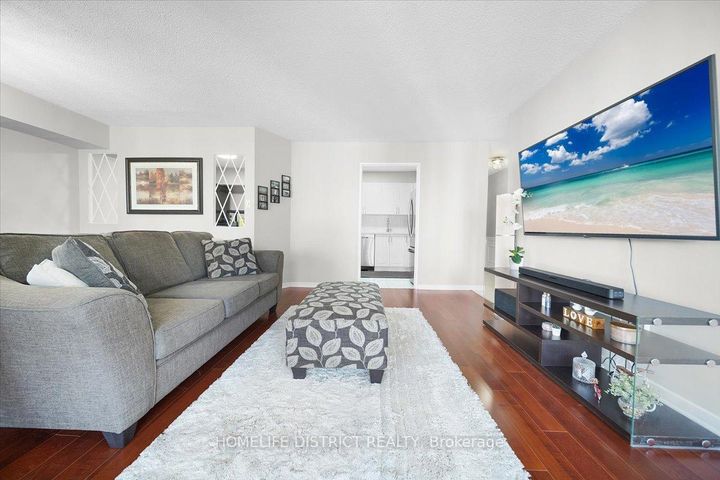 Photo 13 at 1509 - 1580 Mississauga Vly Boulevard, Mississauga Valleys, Mississauga