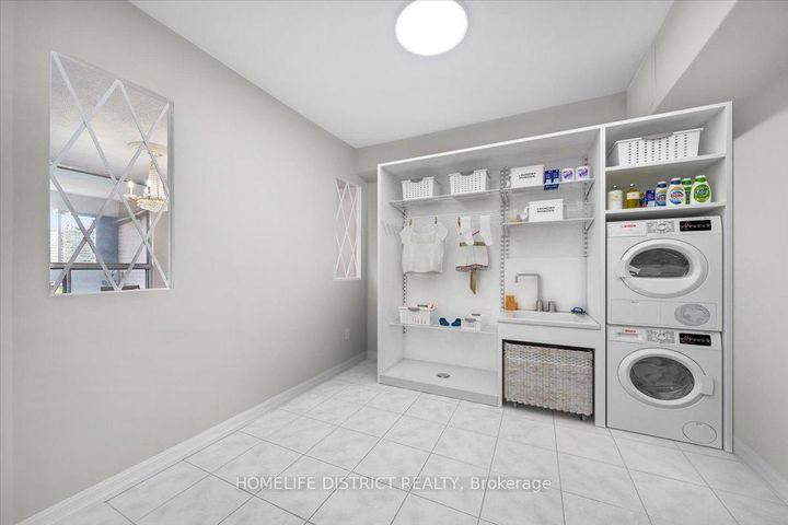 Photo 16 at 1509 - 1580 Mississauga Vly Boulevard, Mississauga Valleys, Mississauga