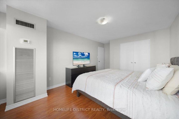 Photo 24 at 1509 - 1580 Mississauga Vly Boulevard, Mississauga Valleys, Mississauga