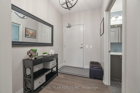 Photo 7 at 307 - 555 William Graham Drive, Rural Aurora, Aurora