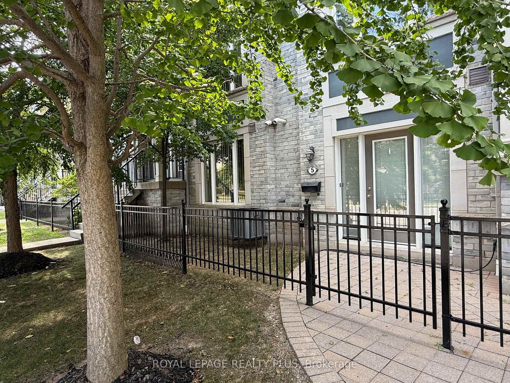 5 - 3015 Destination Drive, Churchill Meadows, Mississauga 