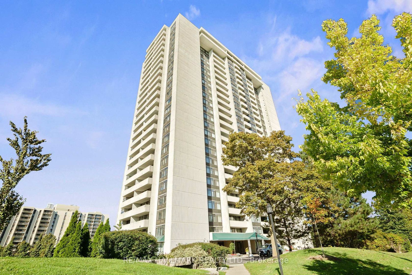 1805 - 3300 Don Mills Road, Don Valley Village, Toronto 