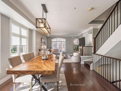 Photo 4 at 1 Powseland Crescent, West Woodbridge, Vaughan Photo 4 at 1 Powseland Crescent, West Woodbridge, Vaughan