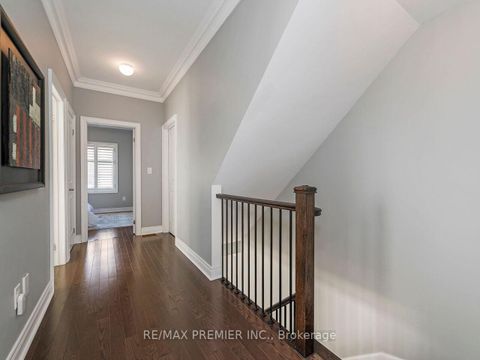 Photo 24 at 1 Powseland Crescent, West Woodbridge, Vaughan