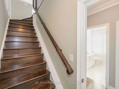 Photo 33 at 1 Powseland Crescent, West Woodbridge, Vaughan