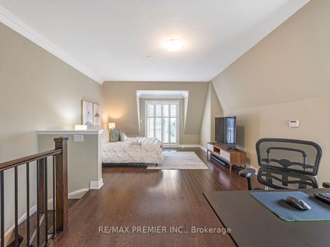 Photo 34 at 1 Powseland Crescent, West Woodbridge, Vaughan Photo 34 at 1 Powseland Crescent, West Woodbridge, Vaughan