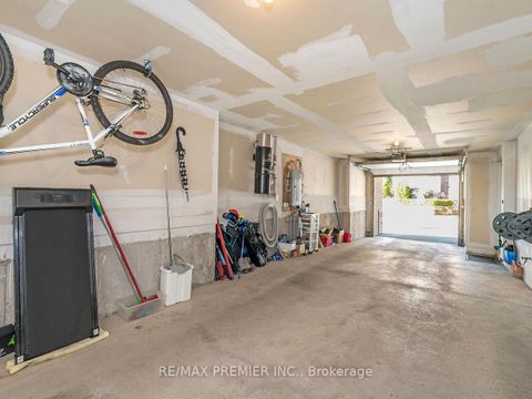 Photo 42 at 1 Powseland Crescent, West Woodbridge, Vaughan