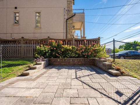 Photo 48 at 1 Powseland Crescent, West Woodbridge, Vaughan Photo 48 at 1 Powseland Crescent, West Woodbridge, Vaughan