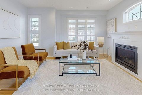 Photo 1 at 84 Betony Drive, Oak Ridges, Richmond Hill