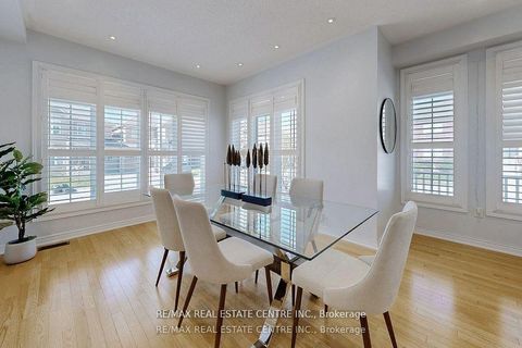 Photo 4 at 84 Betony Drive, Oak Ridges, Richmond Hill