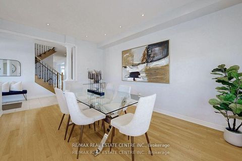 Photo 6 at 84 Betony Drive, Oak Ridges, Richmond Hill