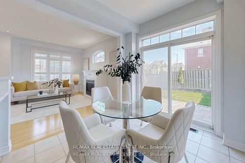 Photo 17 at 84 Betony Drive, Oak Ridges, Richmond Hill