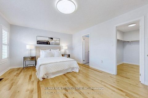 Photo 21 at 84 Betony Drive, Oak Ridges, Richmond Hill