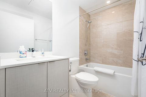 Photo 11 at 1810 - 1926 Lake Shore Boulevard W, South Parkdale, Toronto