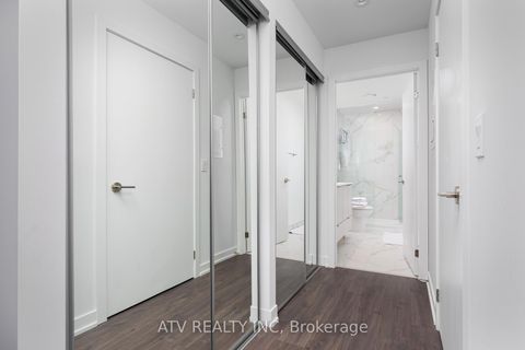 Photo 14 at 1810 - 1926 Lake Shore Boulevard W, South Parkdale, Toronto Photo 14 at 1810 - 1926 Lake Shore Boulevard W, South Parkdale, Toronto