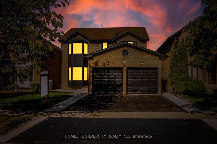 Photo 1 at 64 Clydesdale Circle, Fletcher's Creek South, Brampton