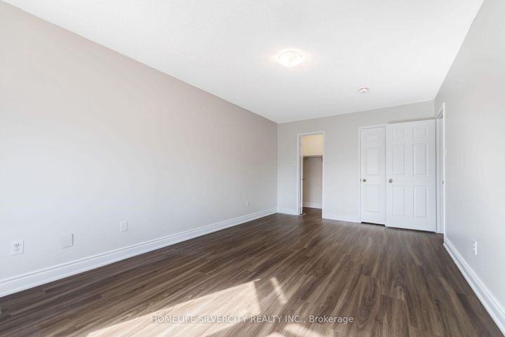 Photo 22 at 64 Clydesdale Circle, Fletcher's Creek South, Brampton