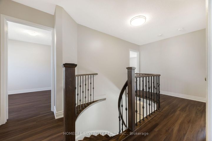 Photo 29 at 64 Clydesdale Circle, Fletcher's Creek South, Brampton