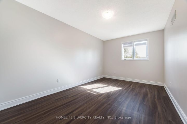 Photo 30 at 64 Clydesdale Circle, Fletcher's Creek South, Brampton