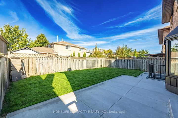 Photo 46 at 64 Clydesdale Circle, Fletcher's Creek South, Brampton