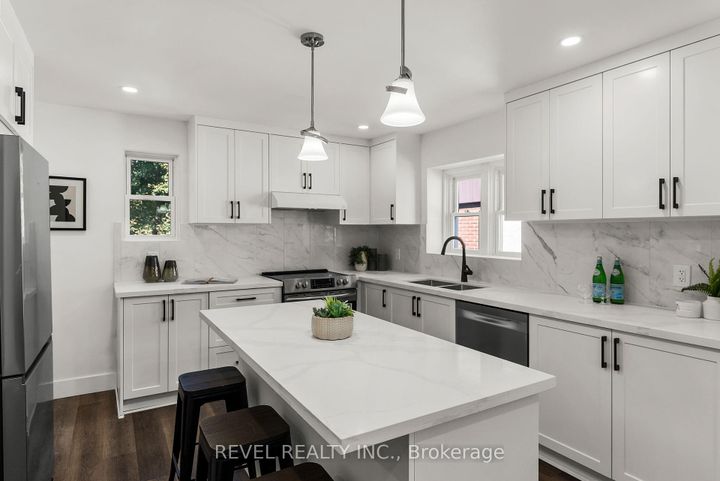 Photo 7 at 180 Hillcroft Street, O'Neill, Oshawa