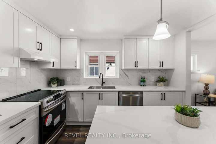 Photo 9 at 180 Hillcroft Street, O'Neill, Oshawa