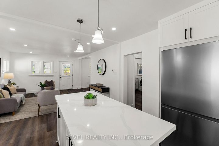 Photo 10 at 180 Hillcroft Street, O'Neill, Oshawa